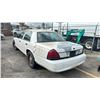 Image 2 : 2006 FORD CROWN VICTORIA, 4 DOOR SEDAN, WHITE, VIN 2FAHP71W36X127206,