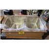 Image 1 : 31" X 18" STAINLESS STEEL DUAL SINK