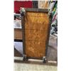 Image 2 : 36 1/2" X 18 1/2" 4 WHEEL DOLLY