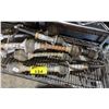Image 2 : SHELF OF ASSORTED DRIVESHAFTS