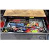 Image 2 : BLACK METAL/WOODEN TOP 45"W X 18"D X 41"H MOBILE 13 DRAWER TOOL BOX WITH CONTENTS