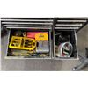 Image 7 : BLACK METAL/WOODEN TOP 45"W X 18"D X 41"H MOBILE 13 DRAWER TOOL BOX WITH CONTENTS