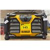 Image 1 : DEWALT JOBSITE RADIO