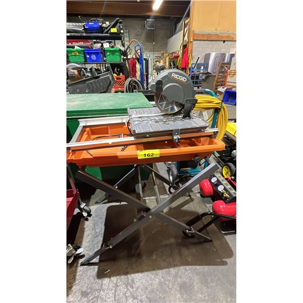 RIDGID R4031 PORTABLE WET TILE SAW WITH STAND