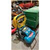 Image 1 : MAKITA MAC5200 ELECTRIC MOBILE AIR COMPRESSOR WITH AIR HOSE
