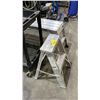 Image 2 : LITE 2' FOLDING STEP LADDER