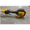 Image 3 : DEWALT DCST920 20V MAX BRUSHLESS STRING TRIMMER WITH BATTERY
