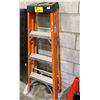 Image 1 : LITE 4' STEP LADDER