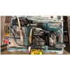 Image 2 : MAKITA DRILL WITH 4 BATTERIES & CHARGER IN A HARD TRANSPORT CASE