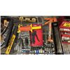 Image 3 : METAL TOOL BOX & ASSORTED SMALL HAND TOOLS