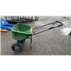 Image 2 : SCOTTS TURF BUILDER EDGEGUARD SPREADER