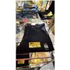 Image 1 : 2 PAIRS OF LEVIS FLEX 36 30 JEANS