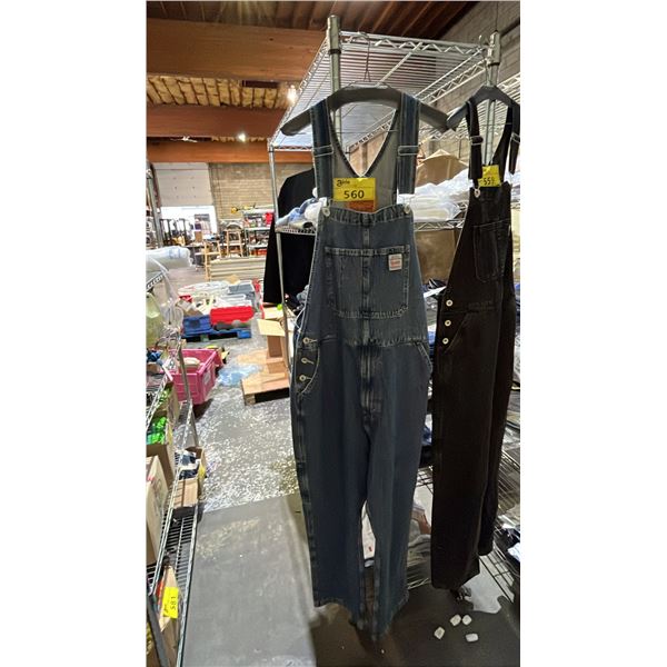 1 PAIR OF LEVIS SIZE LARGE OVERALLS