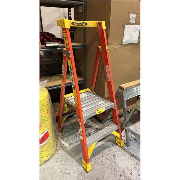 WERNER STEP LADDER