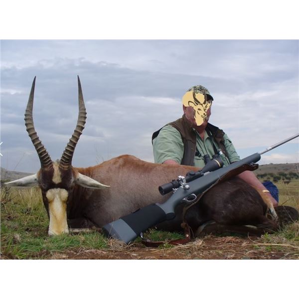 Kido Safaris, South Africa. 2 Hunters, 7 Days 1 Impala or 1 Warthog or Blesbuck