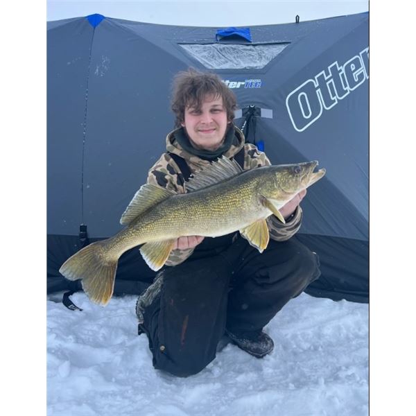 Cold Water Outfitters – North Dakota Ice Fishing