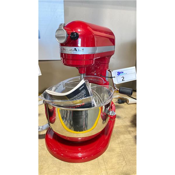 KITCHENAID PRO 600 6 QUART 5.7L ELECTRIC COUNTERTOP BOWL-LIFT STAND MIXER WITH BOWL & ATTACHMENTS