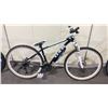 Image 2 : TREK XCALIBER 8 BLACK 27 SPEED FRONT SUSPENSION MOUNTAIN BIKE WITH FULL DISC BRAKES *NO CALIPERS,