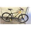 Image 2 : ROCKY MOUNTAIN HAMMER RACE 27 SPEED FRONT SUSPENSION MOUNTAIN BIKE WITH FULL DISK BRAKES