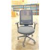 Image 2 : FAST TRACK IMPEX LE3002 BLACK MESH MID BACK ADJUSTABLE TASK CHAIR *IN BOX*