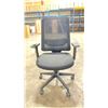Image 2 : FAST TRACK IMPEX LE3002 BLACK MESH MID BACK ADJUSTABLE TASK CHAIR *IN BOX*