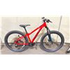 Image 2 : NORCO FLUID RED 8 SPEED MOUNTAIN BIKE WITH FRONT SUSPENSION AND FULL DISC BRAKES