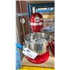 Image 1 : KITCHENAID PRO 600 6 QUART 5.7L ELECTRIC COUNTERTOP BOWL-LIFT STAND MIXER WITH BOWL & ATTACHMENTS