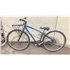Image 2 : GIANT CYPRESS BLUE 7 SPEED HYBRID BIKE