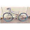 Image 2 : HARO EXTREME SILVER 18 SPEED FULL SUSPENSION MOUNTAIN BIKE * MISSING SEAT, BRAKES NEED REPAIR *