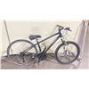 Image 1 : TREK 7.3 BLACK 27 SPEED MOUNTAIN BIKE WITH FRONT SUSPENSION