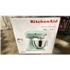 Image 2 : KITCHENAID ARTISAN 5 QUART 4.7L ELECTRIC COUNTERTOP TILT-HEAD STAND MIXER WITH BOWL & ATTACHMENTS