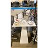 Image 1 : 4 KITCHENAID COUNTERTOP ELECTRIC SMALL APPLIANCES INCLUDING: KITCHENAID MINI TILTING HEAD STAND