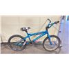 Image 1 : CM TROUBLE BLUE BMX BIKE * BRAKES NEED REPAIR *