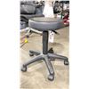 Image 2 : BLACK MOBILE GAS LIFT COMMERCIAL ESTHETICIANS STOOL