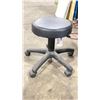 Image 1 : BLACK MOBILE GAS LIFT COMMERCIAL ESTHETICIANS STOOL