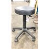 Image 2 : BLACK MOBILE GAS LIFT COMMERCIAL ESTHETICIANS STOOL