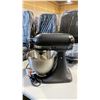 Image 1 : KITCHENAID CLASSIC 4.5 QUART 4.26L ELECTRIC COUNTERTOP TILT-HEAD STAND MIXER WITH METAL