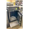 Image 3 : LA GARD BLACK METAL SAFE WITH DIGITAL KEYPAD DOOR LOCK
