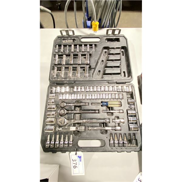CRAFTSMAN ASSORTED SOCKETS IN HARD TRANSPORT CASE