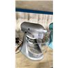 Image 2 : KITCHENAID ARTISAN DESIGNER 5 QUART 4.7L ELECTRIC COUNTERTOP TILT-HEAD STAND MIXER WITH GLASS