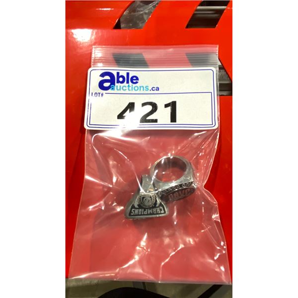BAG OF MEN'S BOYC CHAMPIONSHIP RING & TAMPA BAY LIGHTNING STANLEY CUP CHAMPIONSHIP RING