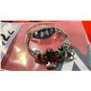 Image 3 : BAG OF 2 DECORATIVE WOMEN'S BRACELETS