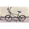Image 2 : NO NAME BLACK BMX *BRAKES NEED REPAIR*