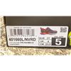 Image 2 : SKECHERS LIGHT UP BLUE/RED RUNNERS, KIDS SIZE 5