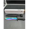 Image 4 : 13″ Rainbow CS:GO Sawback Bowie Survival Knife 3 mm Thick Bugout Survival Fixed Blade