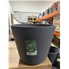 Image 3 : Deroma 18-Inch Gray Indoor and Outdoor Pot