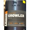 Image 3 : Stanley Classic Easy-Pour Growler 64 oz / 1.9 L, Black