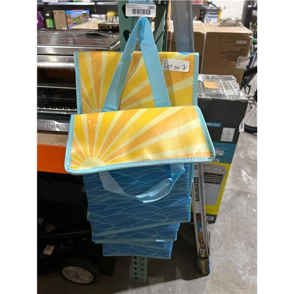 Lot of 7 Insulated Tote Bags With Sunburst and Wave Design