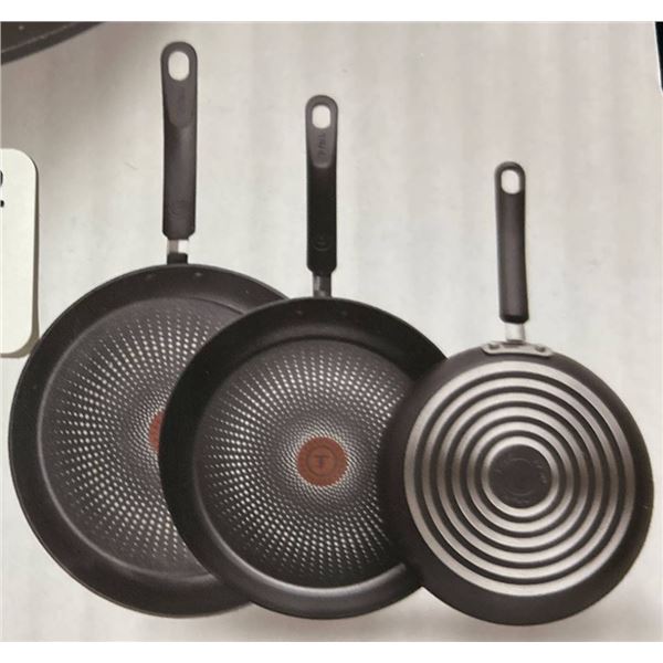 T-fal Elite 3-Piece Skillet Set – 20.3 cm, 24.7 cm, 28.5 cm