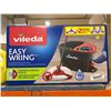 Image 2 : Vileda Easy Wring Microfiber Spin Mop System With 2 Extra Refills